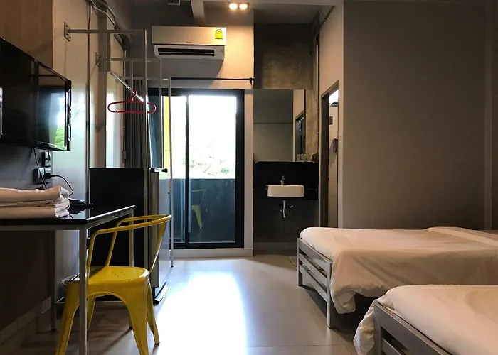 S1hostel